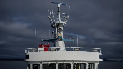 Kutup Araştırmalarında Yeni Dönem Türk Bilim Ekibi İlk Otomatik Meteorolojik İstasyonu Kurdu