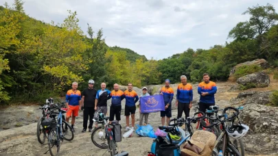 Samsun’da bisikletçilerden çevre temizliği seferberliği