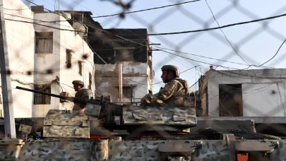 Lübnan'da Filistin Mülteci kamplarında silah teslim süreci resmen başladı