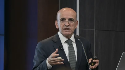 Bakan Mehmet Şimşek: “Sanayi, inşaat ve hizmetlerdeki olumlu seyir büyümeyi güçlendiriyor”