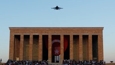 SOLOTÜRK’ten Anıtkabir Semalarında Muhteşem 30 Ağustos Gösterisi