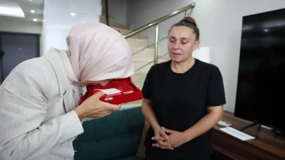 Bakan Göktaş Yalova'da şehit ailesine Erdoğan'ın mektubunu iletti aileye başsağlığı diledi