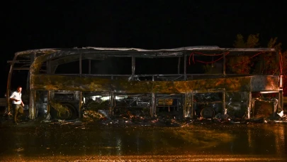 Yolcu otobüsü yandı: 36 Yolcu kurtarıldı
