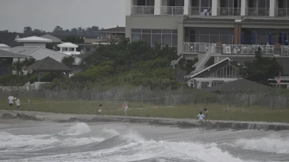 Erin kasırgasının ABD'de büyük yıkıma sebep olacağı tahmin ediliyor