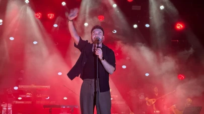 Kahramanmaraş Fuarı'nda Mustafa Ceceli konseri