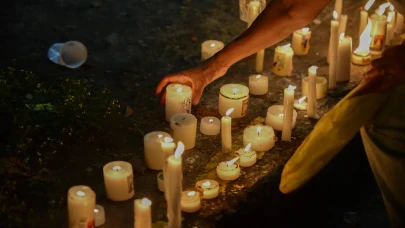 Cali'de patlama kurbanları için anma töreni