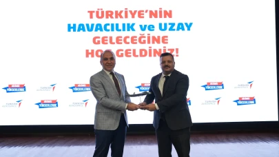 TUSAŞ, YKS'de ilk yüzde 1'e giren genç mühendis adaylarını ağırladı