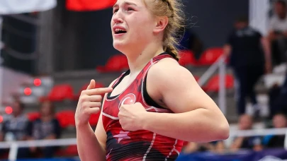 Milli Güreşçi Beyza Nur Akkuş Dünya Şampiyonası'nda Bronz Madalya ile tarih yazdı