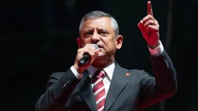 CHP Genel Başkanı Özel'den kayyum kararına sert tepki: Mahcup olacaksınız