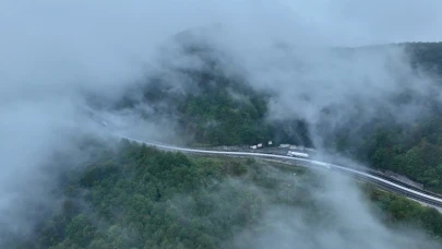 Bolu Dağı'nda sis ve sağanak alarmı: Görüş mesafesi 35 metre