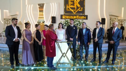 Kırşehir'de yeni evlenecek çiftlere yüzde 15 indirim ve altın hediyesi