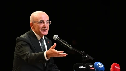 Eğitimsiz bir dünya tehditlerle dolu Şimşek gençlere seslendi: Sizler en büyük gücümüzsünüz