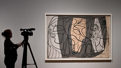 "Picasso'nun 'Theatre Picasso' sergisi Londra'da açıldı