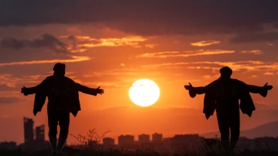 Seğmenler gün batımında izleyicileri tarihe yolculuğa çıkardı