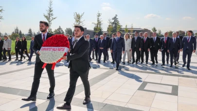 CHP’nin 102. Kuruluş Yıl Dönümünde anlamlı ziyaretler