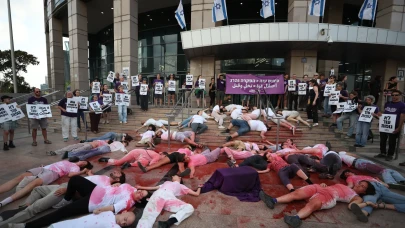 Tel Aviv'de barış için eylem: Daha fazla ölüm olmasın çağrısı