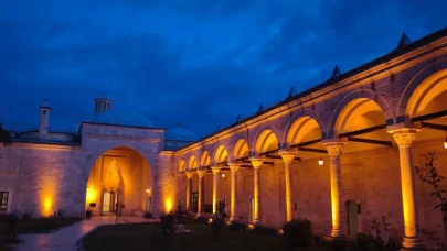 Edirne'deki Sağlık Müzesi gece müzeciliği ile 3 bin ziyaretçi ağırladı