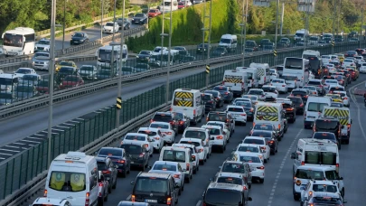İstanbul'da sabah trafiği zirveye çıktı: Yoğunluk yüzde 62'yi buldu
