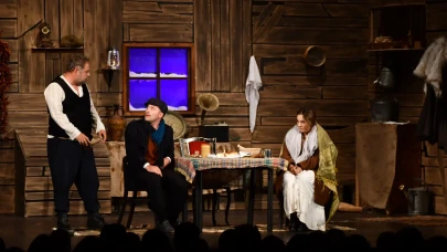 Prizren'de ilk "Uluslararası Türkçe Tiyatro Festivali" açıldı