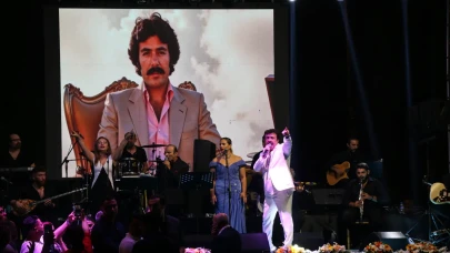 Ferdi Tayfur Müzesi Adana'da açıldı