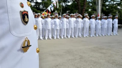 FETÖ'nün Deniz Kuvvetleri'ndeki gizli yapılanmasına operasyon: 10 gözaltı kararı