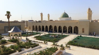 Irak Başbakanı Sudani Musul’un tarihi Nuri Ulu Camii’ni yeniden hizmete açtı