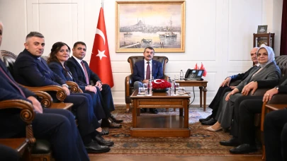 Eğitimde Gelecek İçin Ortak Hedef: Bakan Tekin'den Düzce'ye ziyaret