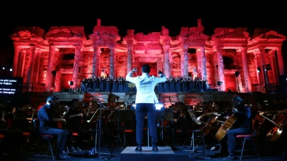 "Carmina Burana" Balesi Hierapolis Antik Tiyatrosu’nda sahnelendi