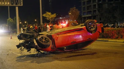 İskenderun'da feci kaza: Yayalara çarpan otomobil 3 can aldı