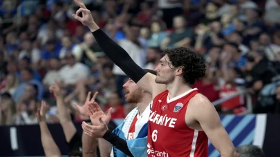 A Milli Basketbol Takımımız Avrupa Basketbol Şampiyonası’nda gruplarda 4’te 4 yaptı !