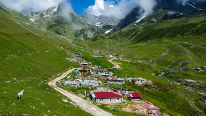 Kaçkarların zirvesinde gizli cennet: Avusor Yaylası ve Gölü keşfedilmeyi bekliyor