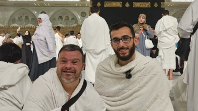 Adana İmamı down sendromlu Savaş Yavuz'un umre hayalini gerçekleştirdi