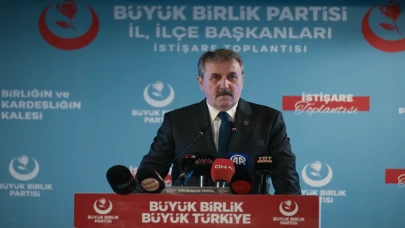 BBP Lideri Destici’den BM ve Gündeme İlişkin Sert Eleştiriler