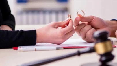 Bafra'da boşanma sürecindeki eşine çarpan sürücü yakalandı