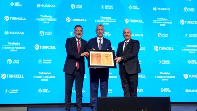 E-Ticaret ve Perakende Zirvesi İstanbul'da gerçekleşti