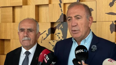 Gürsel Tekin CHP İstanbul İl Başkanlığında açıklamalarda bulundu