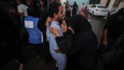 İsrail'in Gazze'ye hava saldırıları: 33 ölü, 25 kayıp