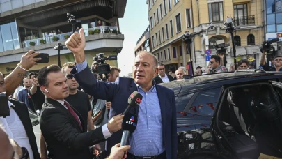 CHP İstanbul İl Yönetimi'nde Gürsel Tekin dönemi başladı: Her yer bizimdir