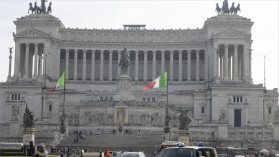 İtalya'da işsizlik oranı tarihi düşük seviyeye indi: %5,7