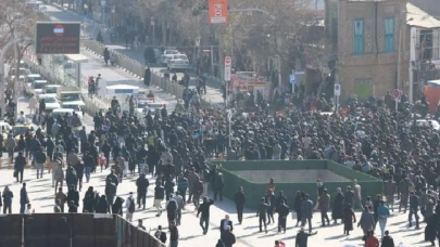 İran protestolarında can kaybı 646’ya yükseldi, internet kesildi