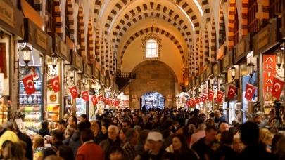 Kapalıçarşı merkezli kara para operasyonunda 68 şüpheli yakalandı