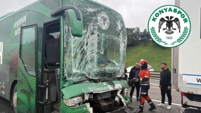 Konyaspor U19 takımının otobüsü TEM Otoyolu'nda kaza geçirdi: 3 yaralı
