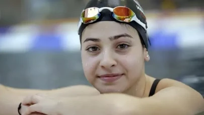 Yusra Mardini: Mülteciliği yenen olimpiyat yüzücüsü