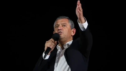 Özgür Özel’den çarpıcı çağrı: "Pijamalı, kumandayı bırak meydana koş"