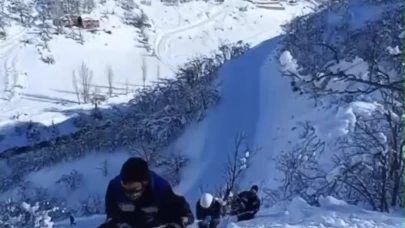 Valilikten uyarı: Karla mücadelede zorluklar sürüyor, vatandaşların sabrı gerekiyor