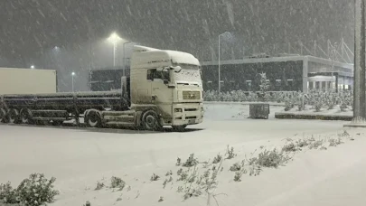 İstanbul yeni yıla karla girdi