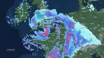 Goretti Fırtınası Fransa'yı vurdu: 380 bin ev elektriksiz kaldı
