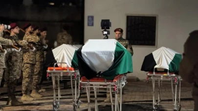 Cezire'de hayatını kaybeden Suriye askerleri için anlamlı cenaze töreni düzenlendi