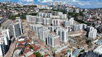 Kocaeli'nin Cedit Mahallesi'nde kentsel dönüşüm tamamlanıyor: Bakan Kurum'dan son dakika açıklaması!