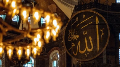 Diyanet'ten Berat Kandili müjdesi: Ramazan 19 Şubat’ta başlıyor